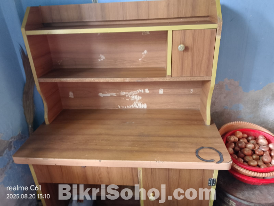 Reading Table